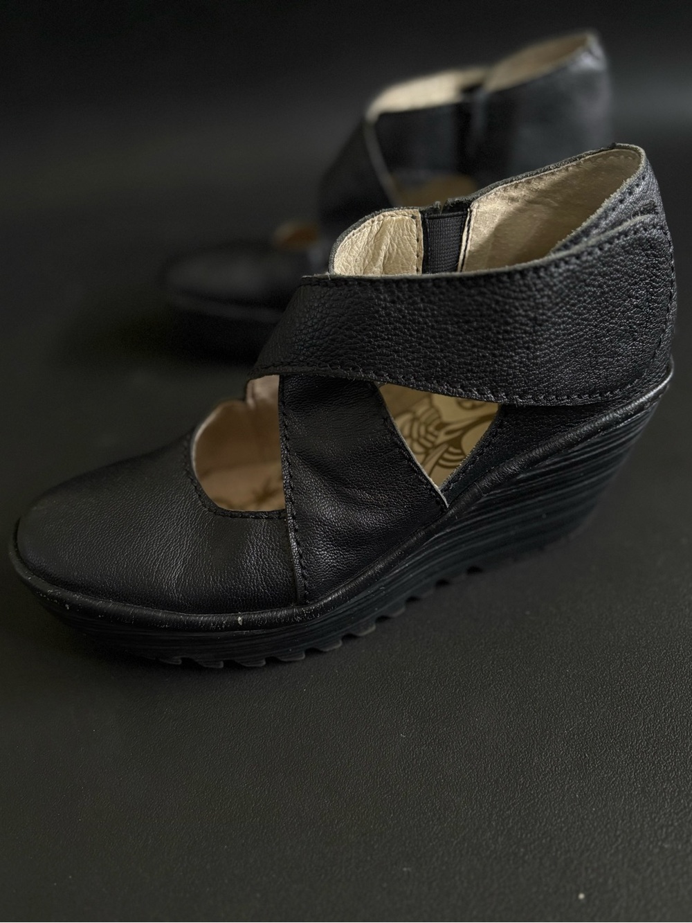 Fly London Yogo Black Leather Crisscross Wedge Sandals 38